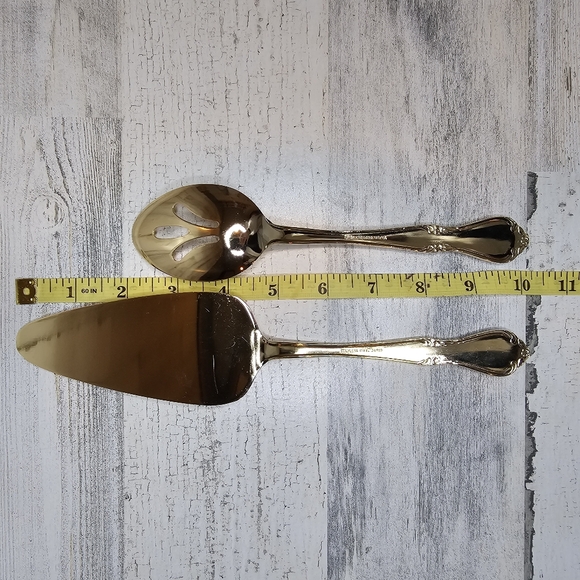 Classic Traditions HOLLYBERRY Gold Holly Serving Set Japan Stainless Steel - Picture 6 of 8